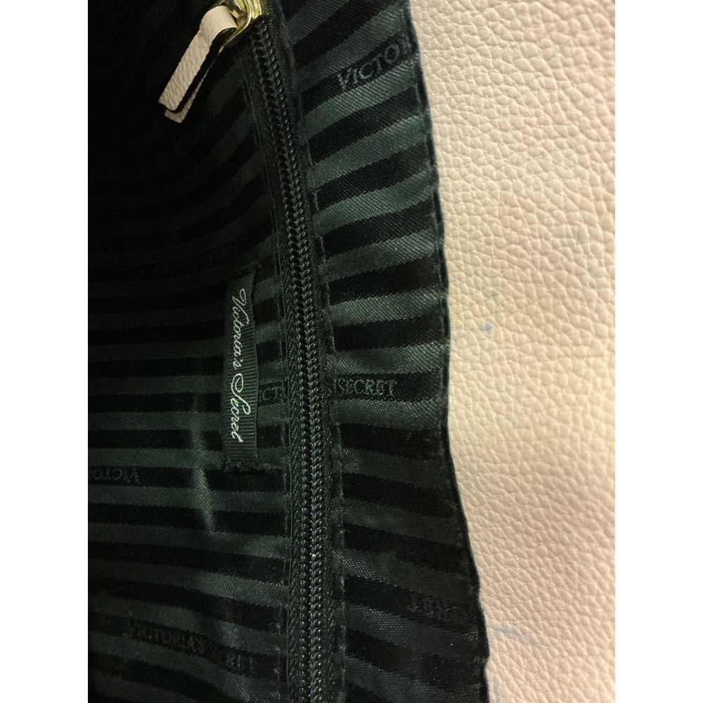 Victorias Secret Pink Quilted Chevron Shoulder Bag Gold Chain Tote - Picture 8 of 11